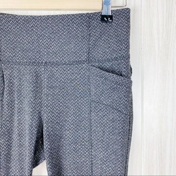 Athleta | Criss Cross Metro High Waist Legging Size Small - Picture 4 of 6